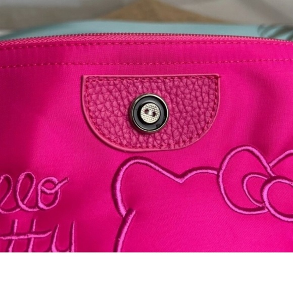 Hello Kitty Cosmetic Bag - Picture 2 of 3